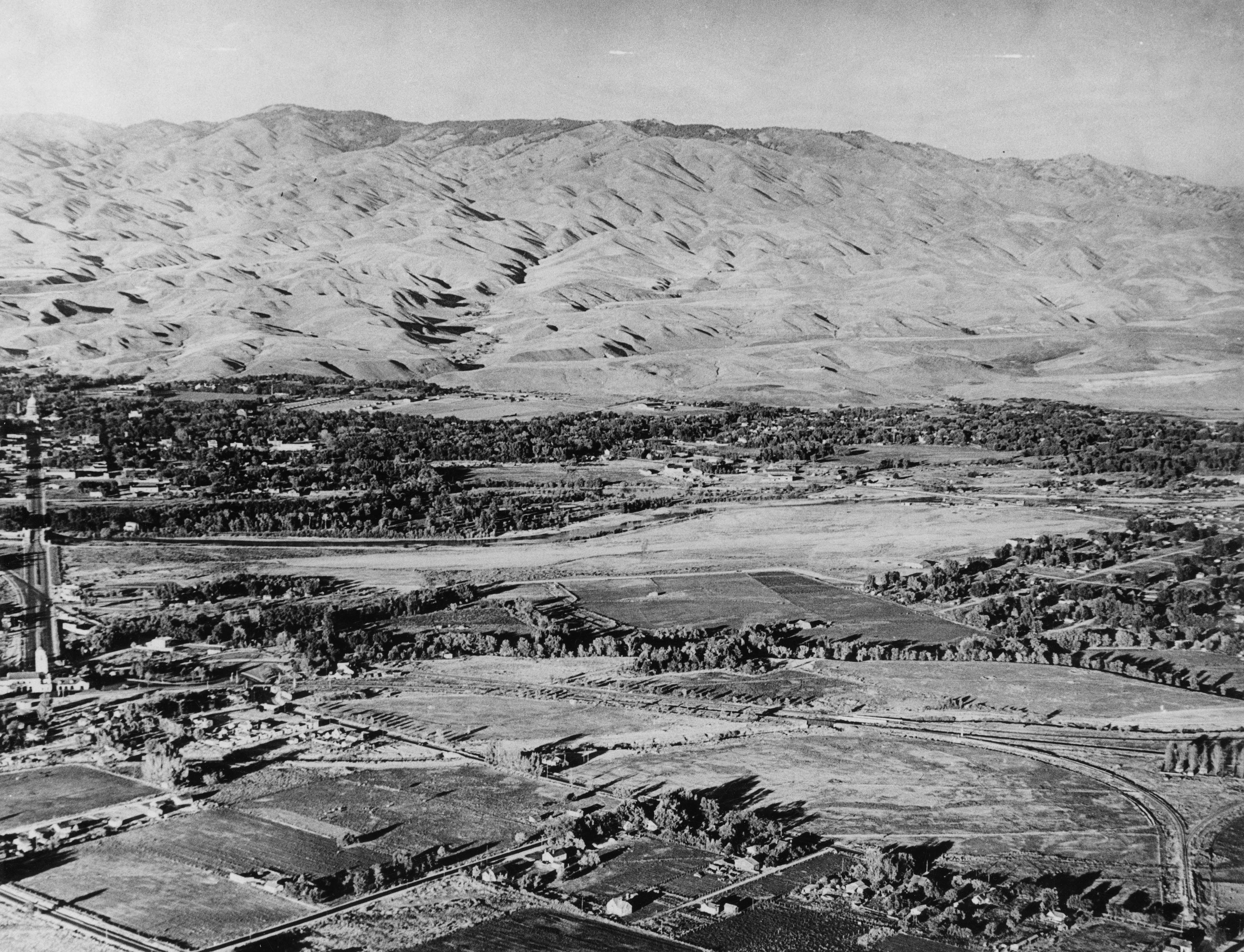 Aerial view, 1930s