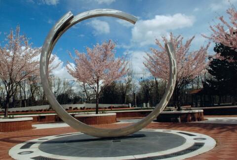 Eternal Wind sculpture